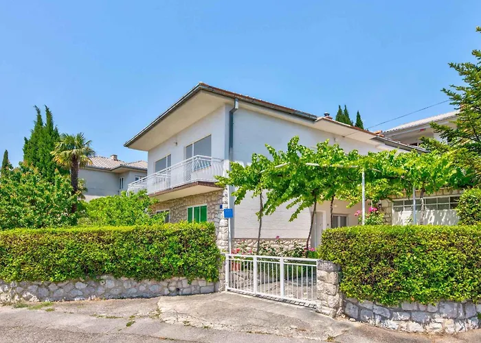 In 41682 Apartman *