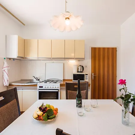 In 41682 Appartamento Crikvenica